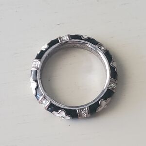 Vintage Black Enamel & Silver Ring With Daisies & CZ, size 7